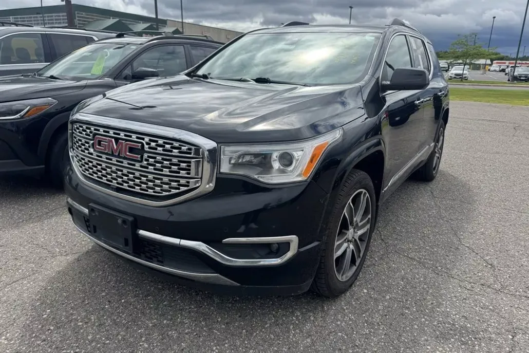 2019 Gmc Acadia Denali photo 1
