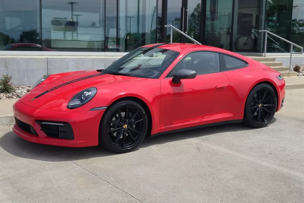 2024 Porsche 911 4 photo 1
