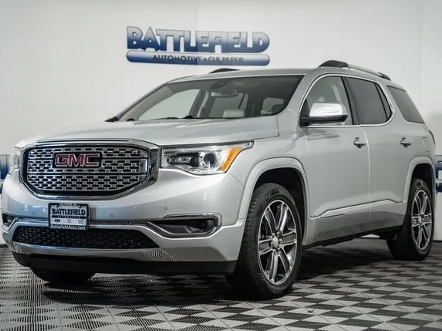 2019 Gmc Acadia Denali photo 1
