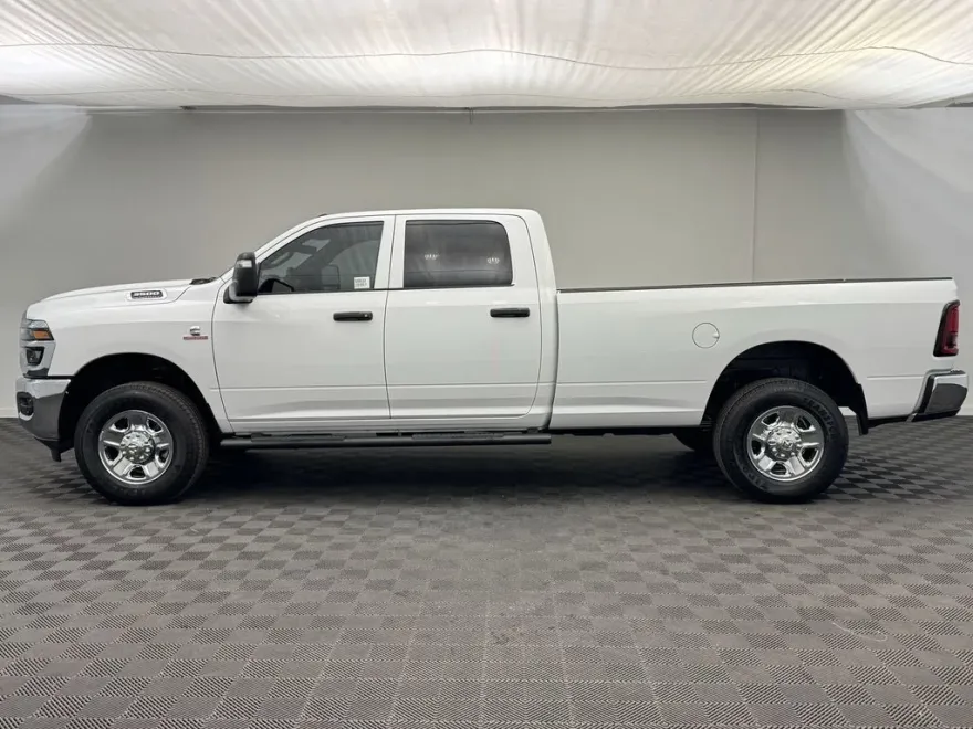 2025 Ram 3500 Tradesman photo 1