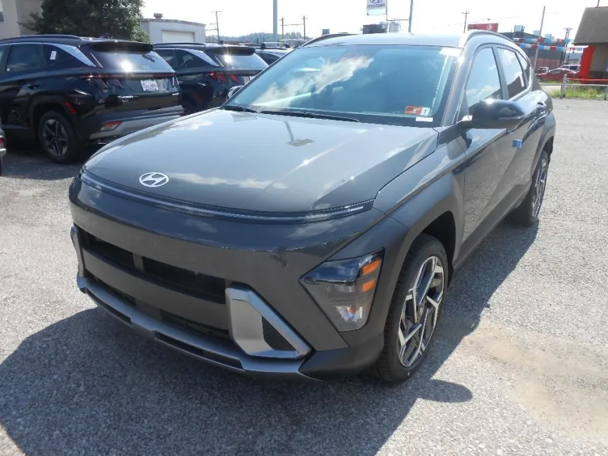 2026 Hyundai Kona SEL photo 1
