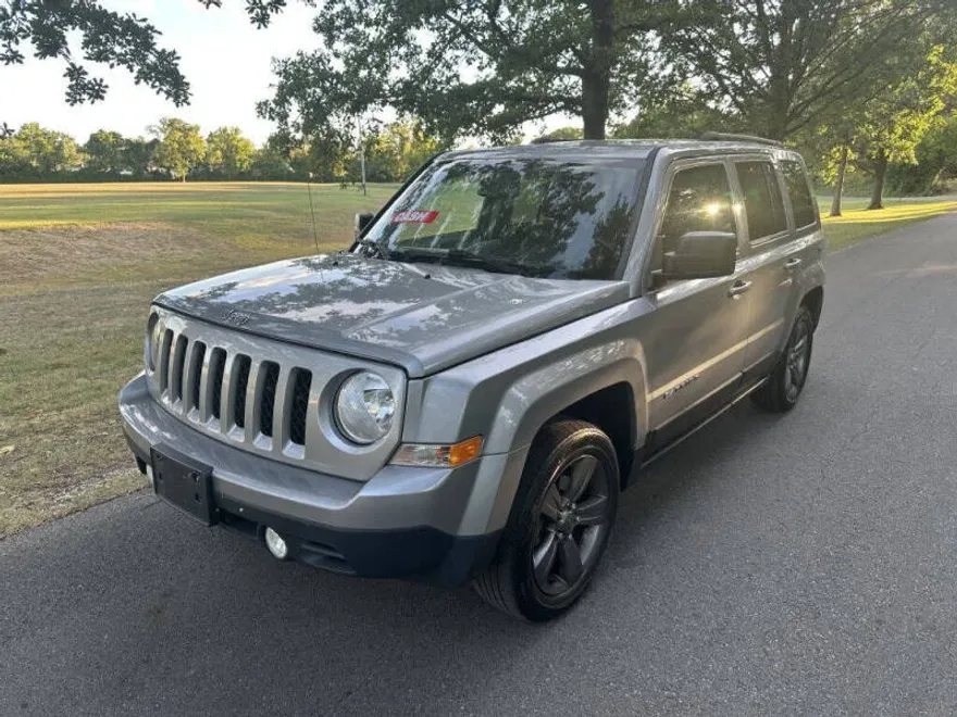 2015 Jeep Patriot Latitude photo 1