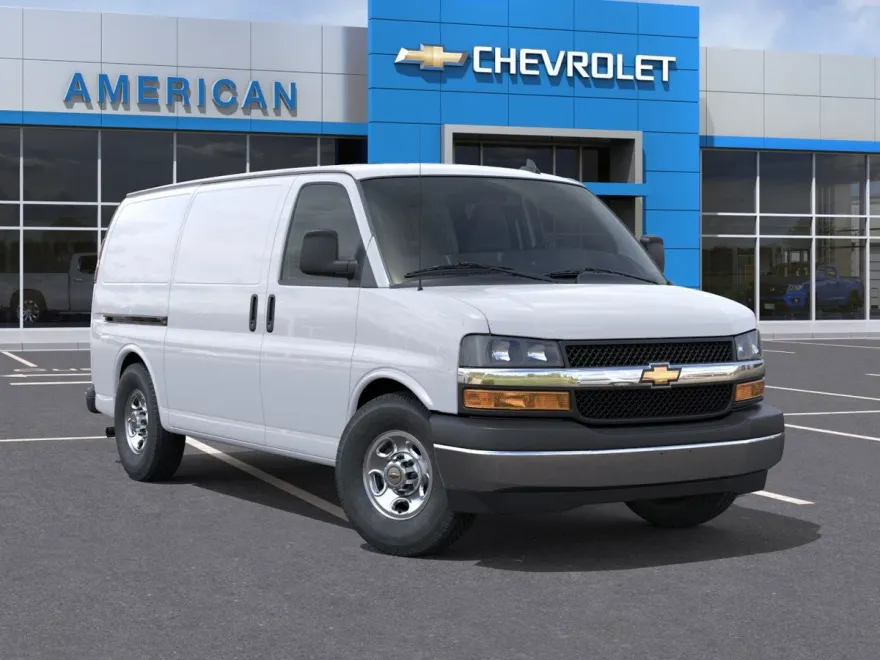2025 Chevrolet Express Cargo 2500 photo 1