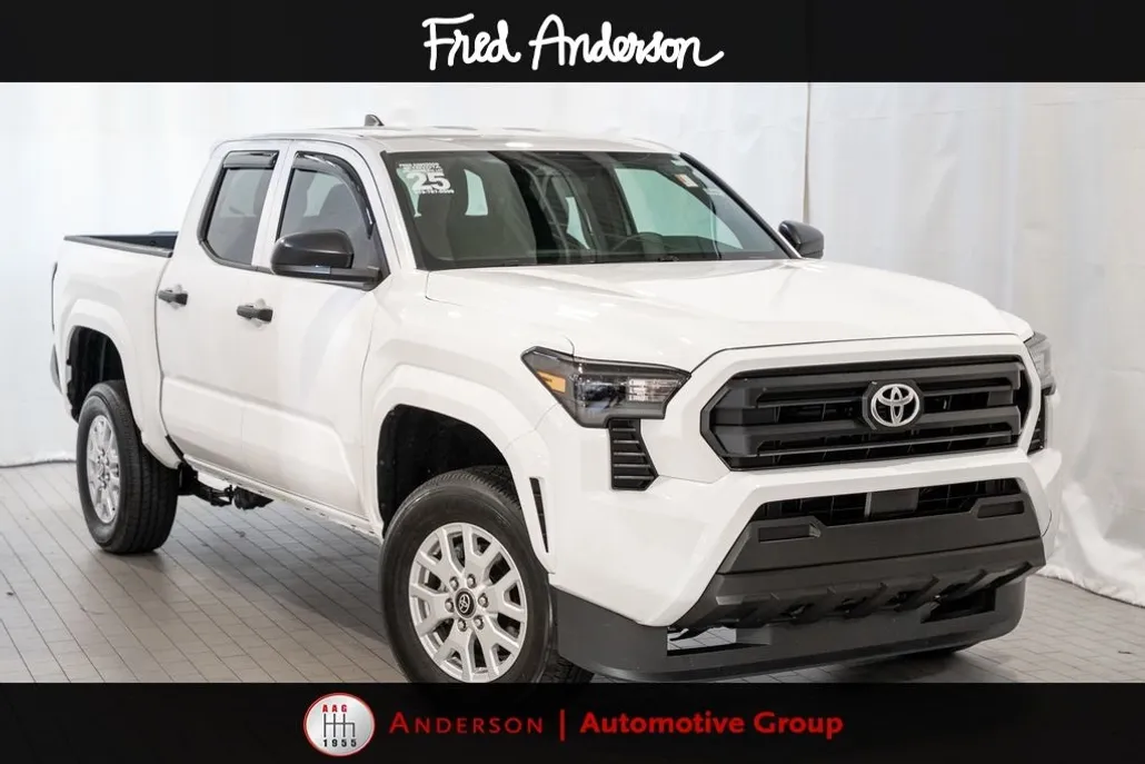 2025 Toyota Tacoma SR photo 1