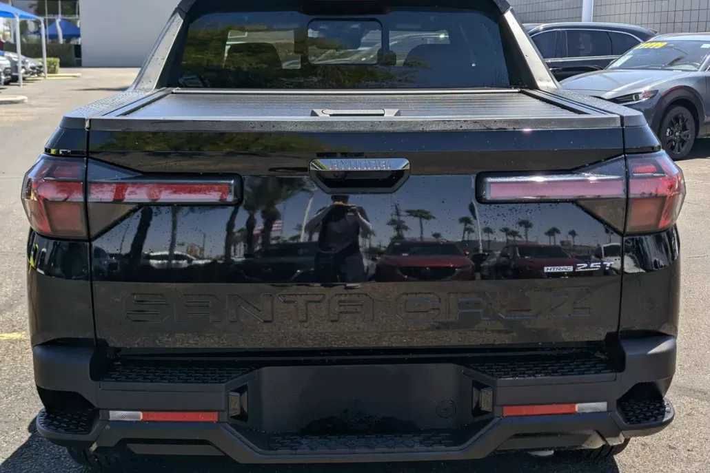 2024 Hyundai Santa Cruz Night photo 1