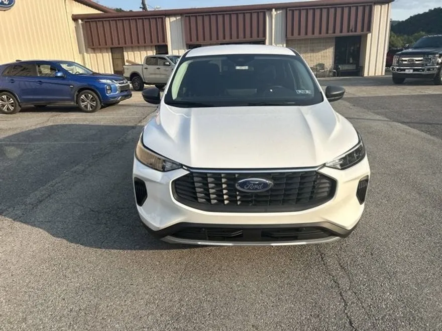 2024 Ford Escape Active photo 1