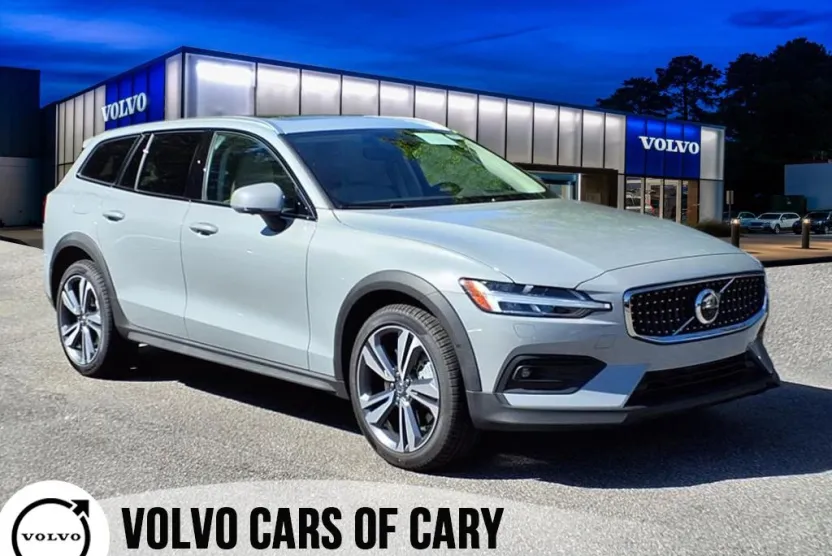 2026 Volvo V60 Cross Country B5 Plus photo 1