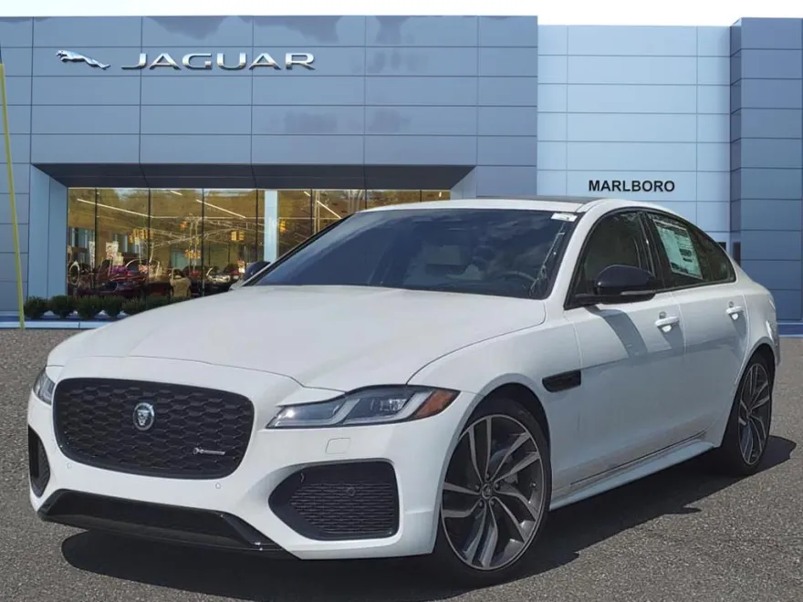 2024 Jaguar XF R-Dynamic SE AWD P300 photo 1