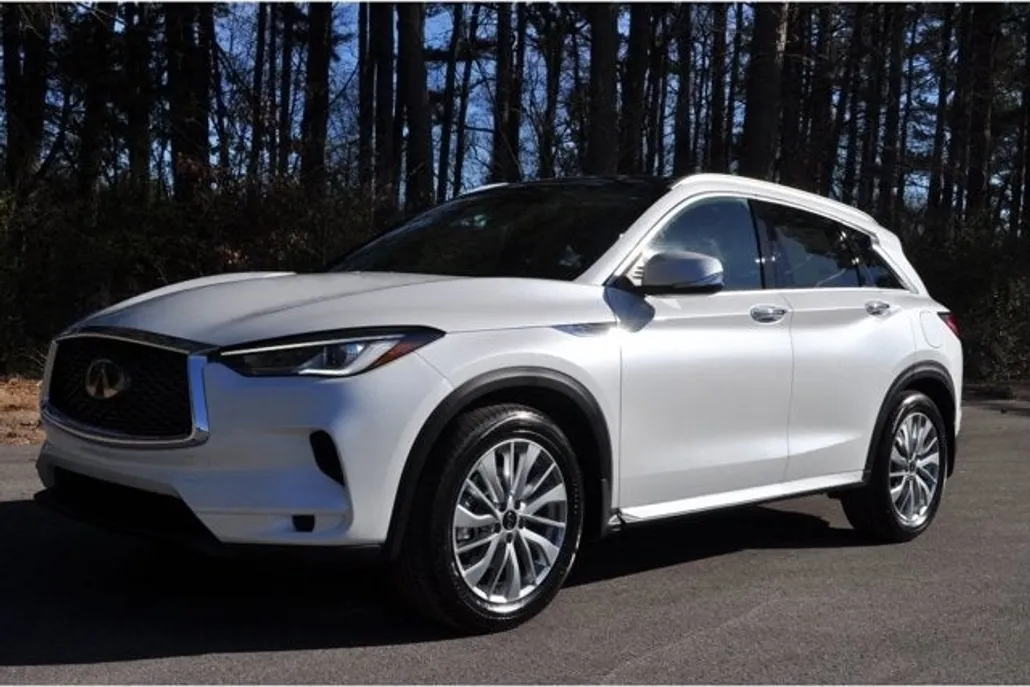 2025 Infiniti QX50 Luxe AWD photo 1