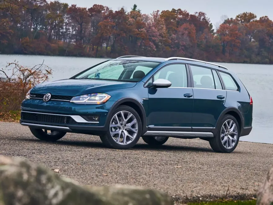 2019 Volkswagen Golf Alltrack TSI SE 4Motion photo 1
