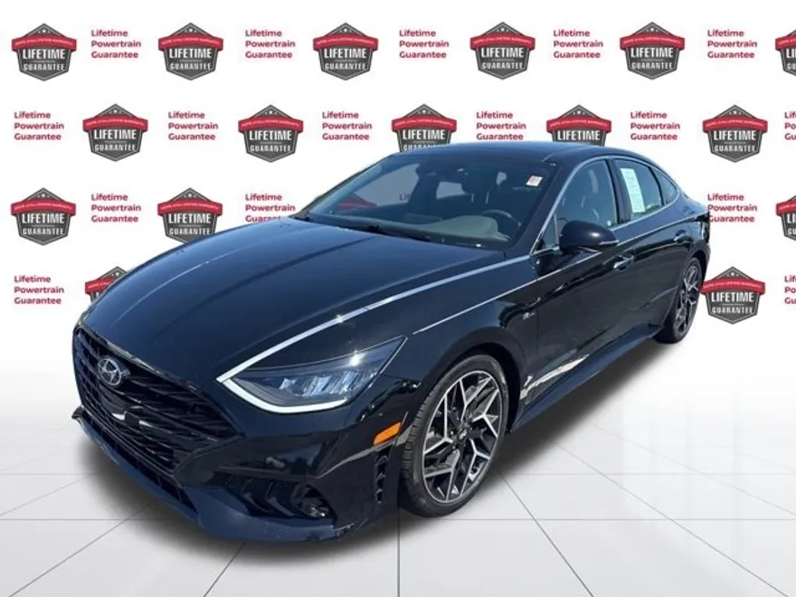 2022 Nissan Sentra SV photo 1