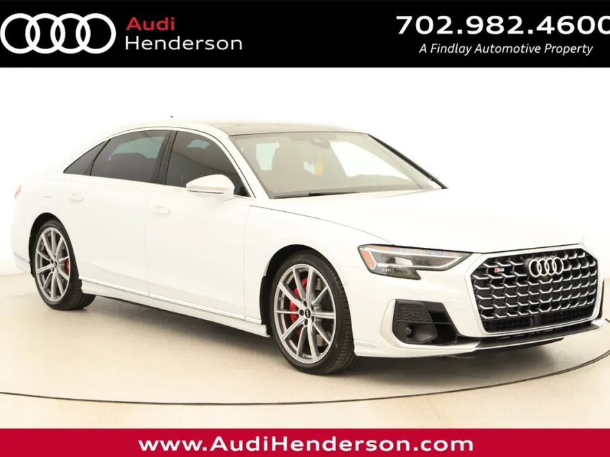 2025 Audi S8 photo 1