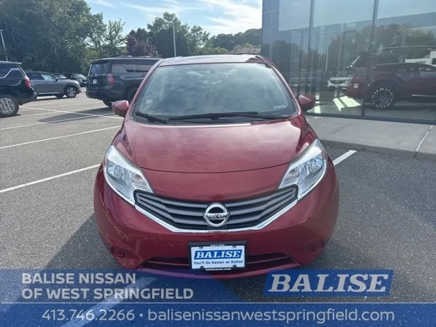 2015 Nissan Versa Note SV photo 1
