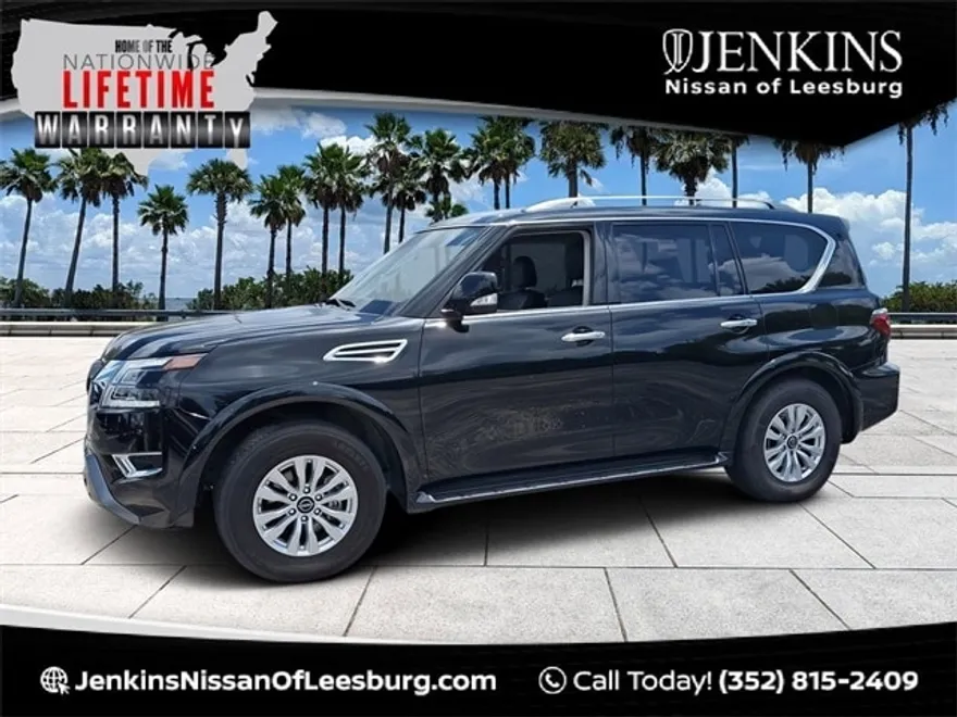 2023 Nissan Armada SV photo 1