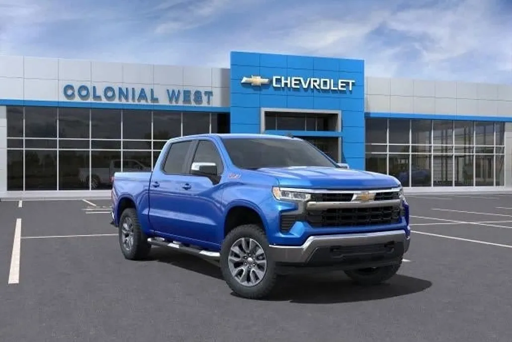 2025 Chevrolet Silverado 1500 LT photo 1