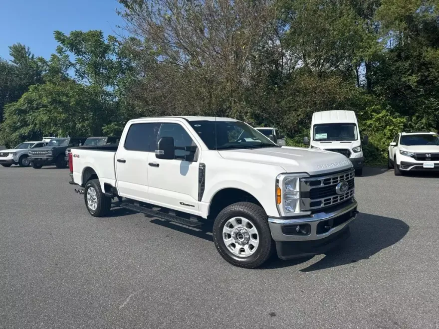 2024 Ford F-250 photo 1