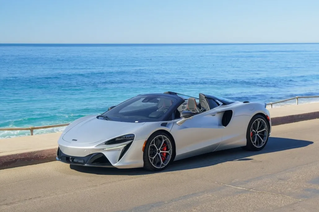2025 Mclaren ARTURA Spider photo 1