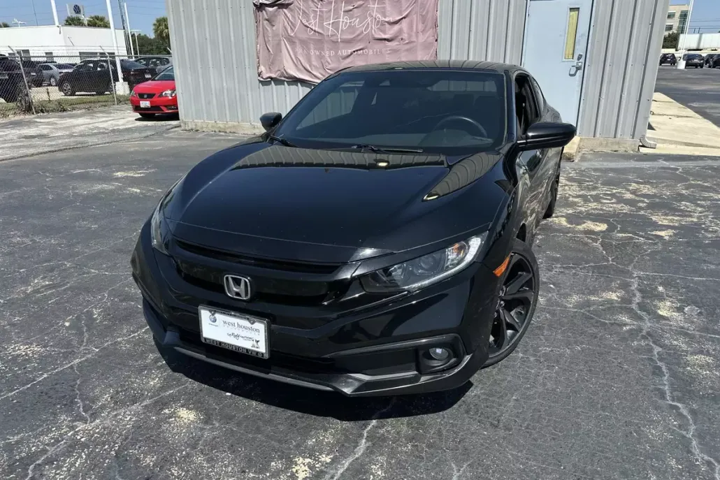 2020 Honda Civic Sport photo 1