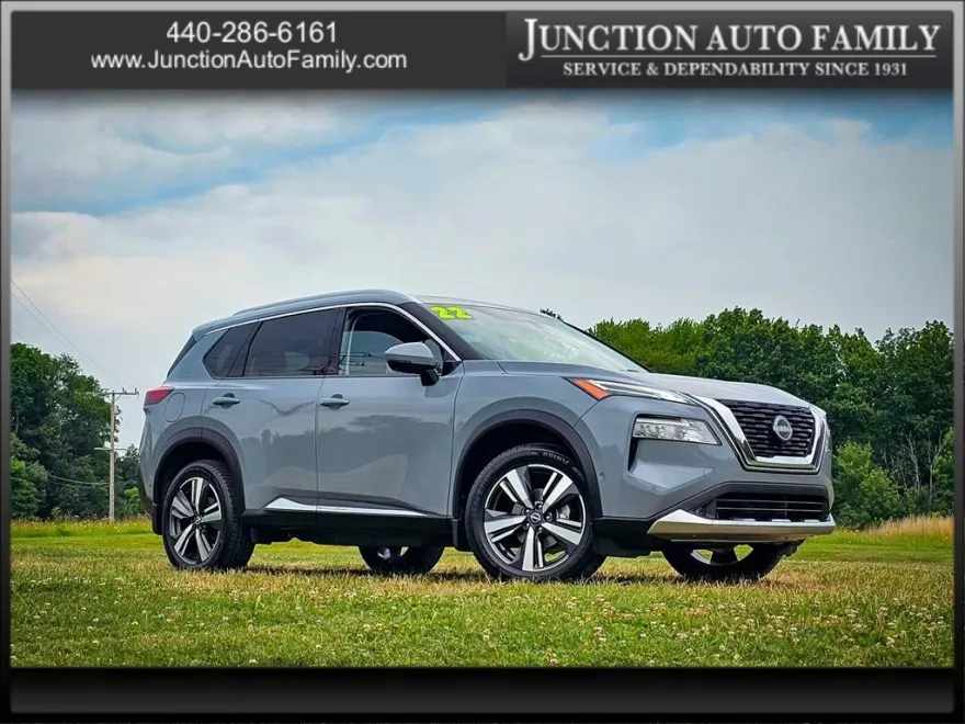 2022 Nissan Rogue Platinum AWD photo 1