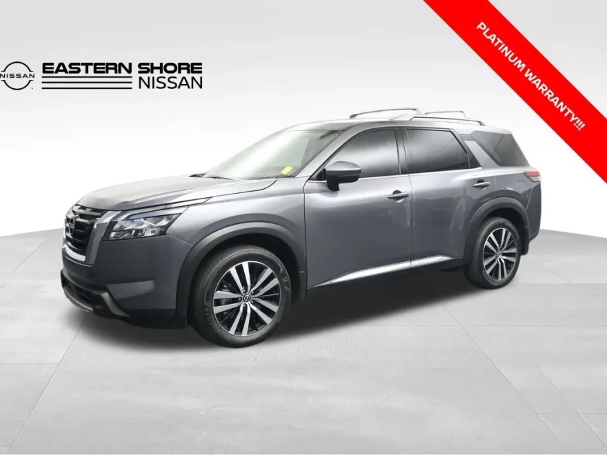 2025 Nissan Pathfinder Platinum photo 1