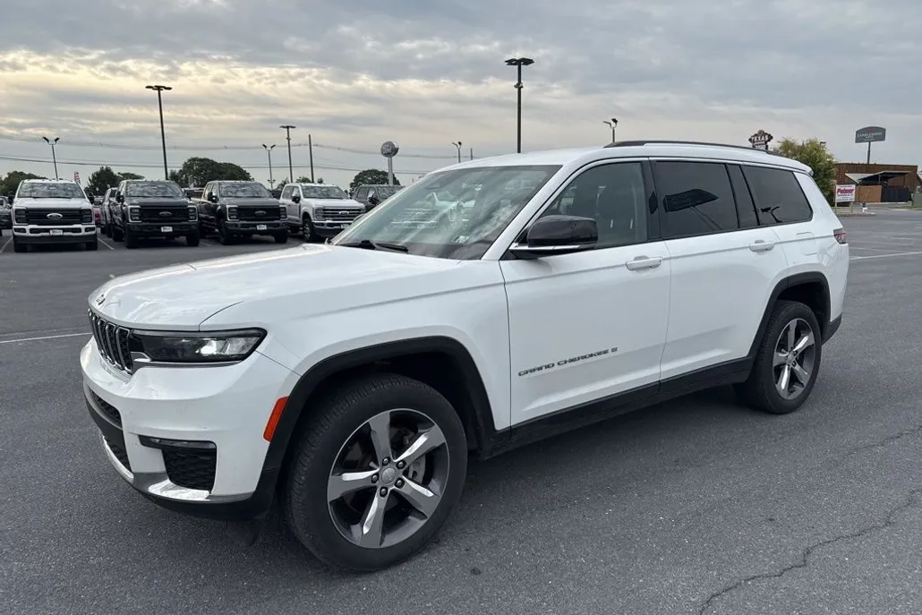 2021 Jeep Grand Cherokee Limited photo 1