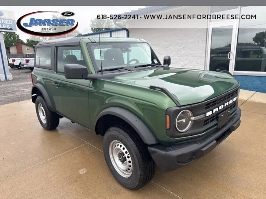 2025 Ford Bronco Base photo 1