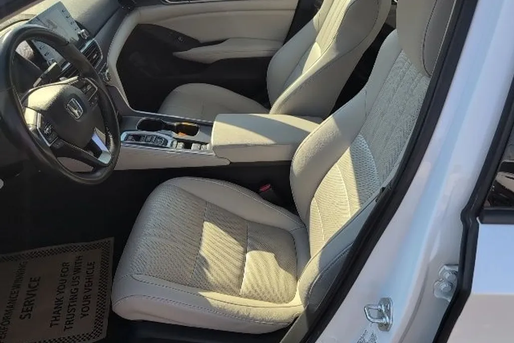 2022 Honda Accord Hybrid EX-L photo 1