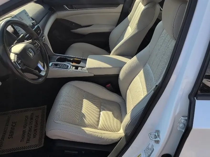 2022 Honda Accord Hybrid EX-L photo 1