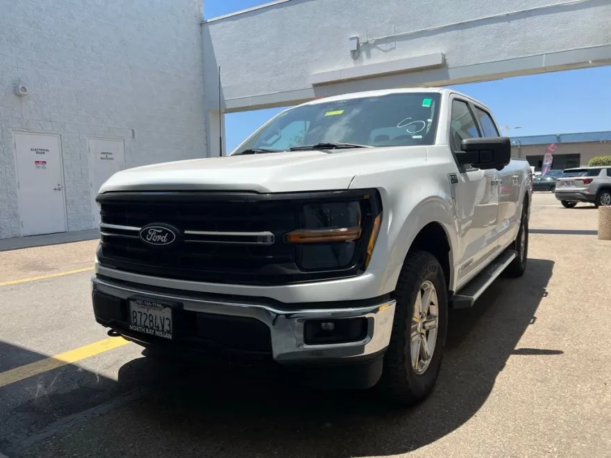 2024 Ford F-150 XLT photo 1