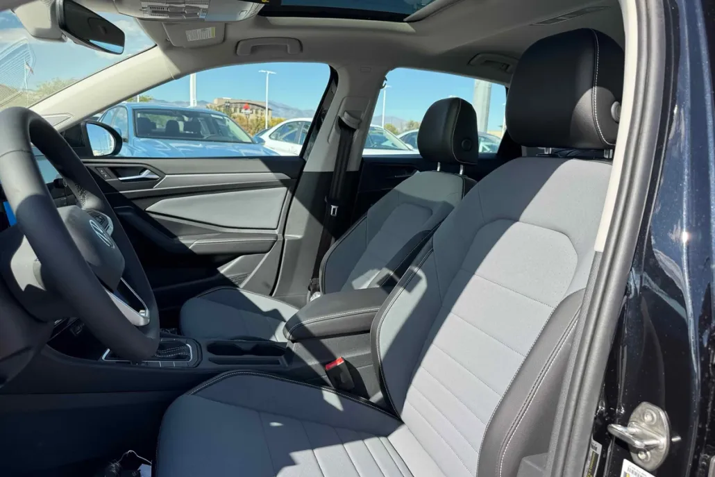 2026 Volkswagen Jetta SE photo 1