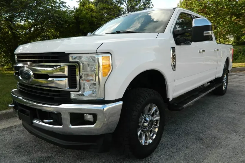 2017 Ford F-250 XLT photo 1