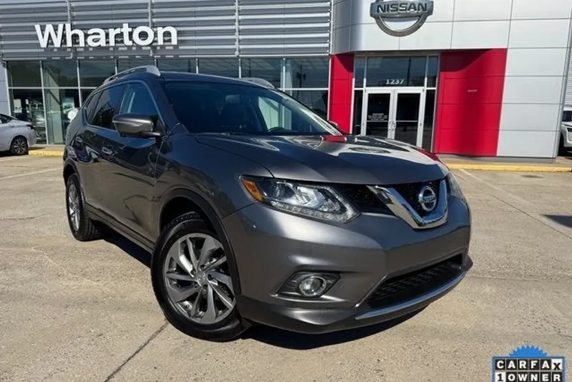 2015 Nissan Rogue SL photo 1