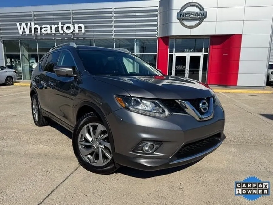 2015 Nissan Rogue SL photo 1