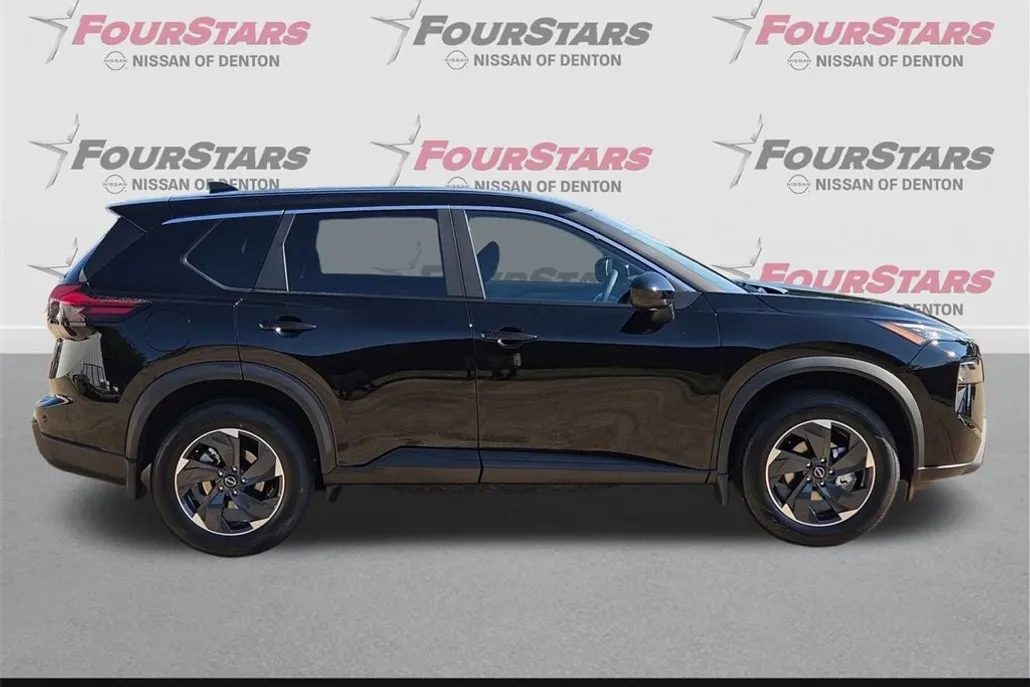 2026 Nissan Rogue SV photo 1