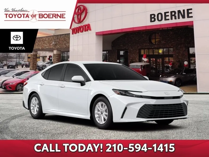 2025 Toyota Camry LE photo 1