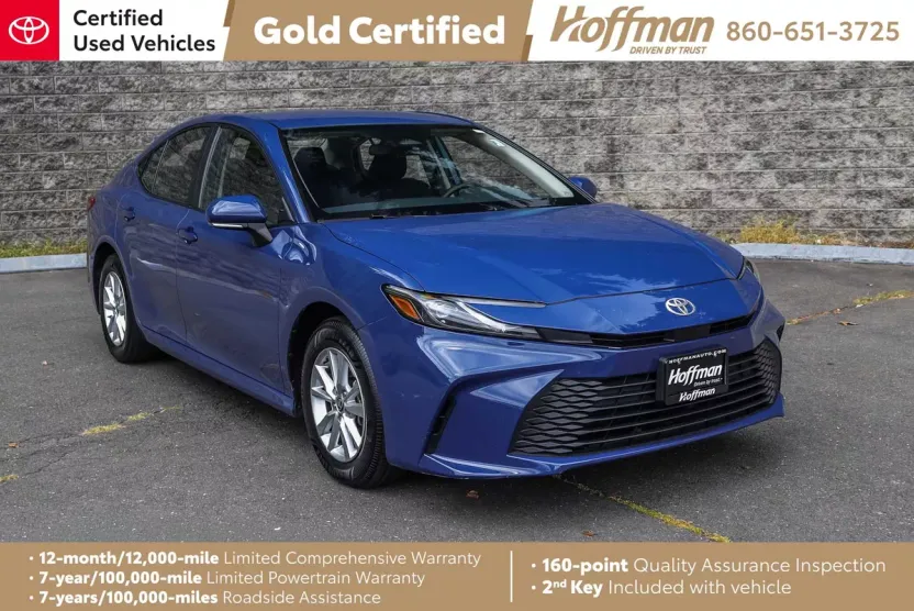 2025 Toyota Camry LE photo 1