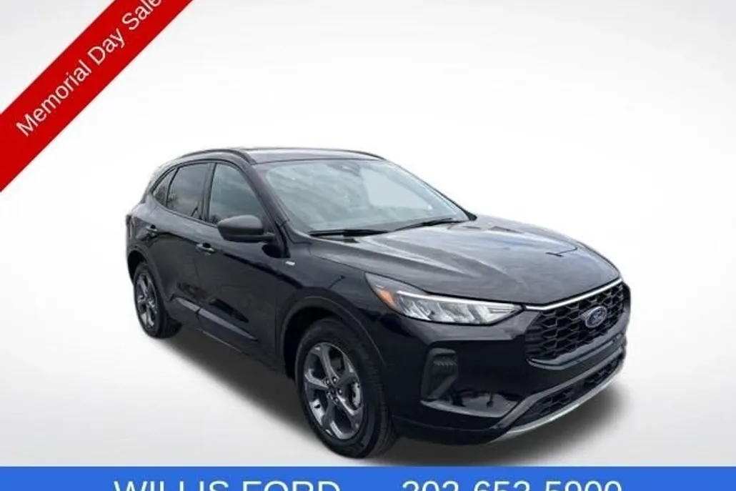 2024 Ford Escape ST-Line photo 1