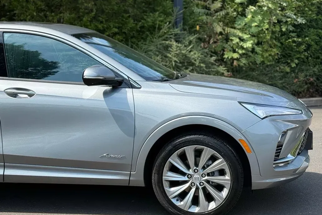 2024 Buick Envista Avenir photo 1