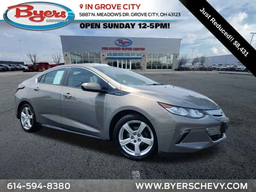2017 Chevrolet Volt LT photo 1