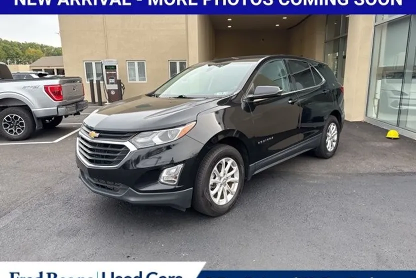 2019 Chevrolet Equinox LT photo 1