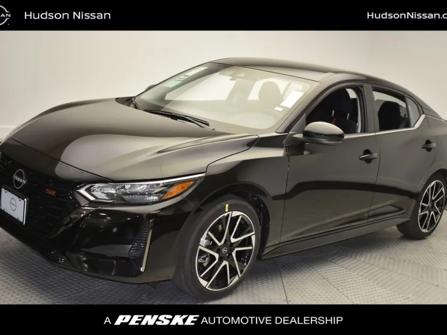 2025 Nissan Sentra SR photo 1