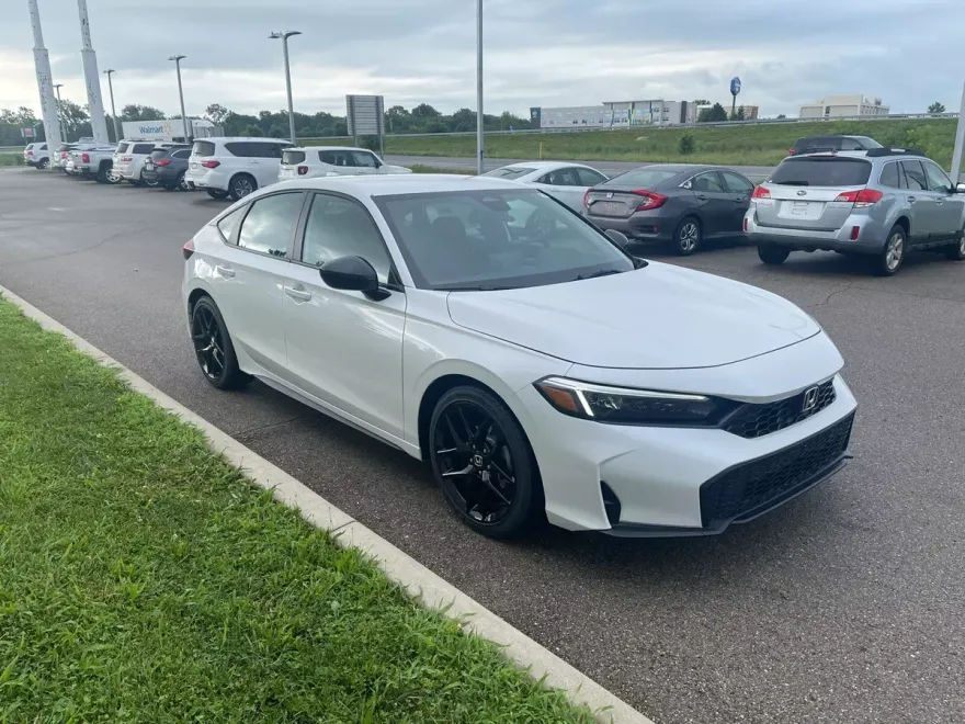 2025 Honda Civic Sport photo 1