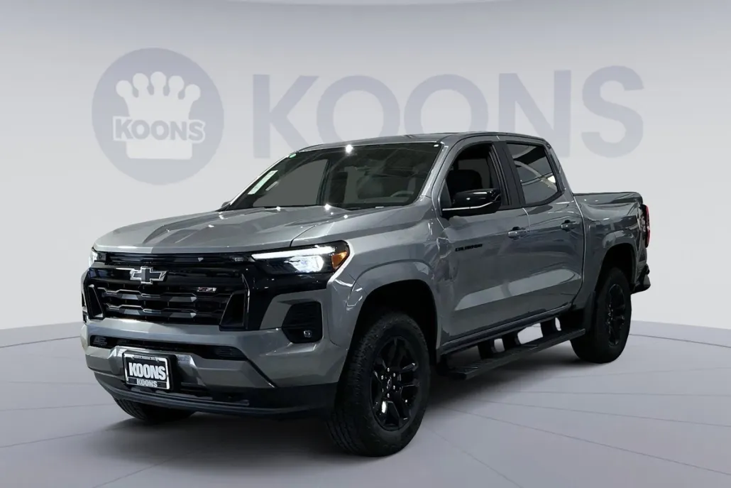 2025 Chevrolet Colorado Z71 photo 1