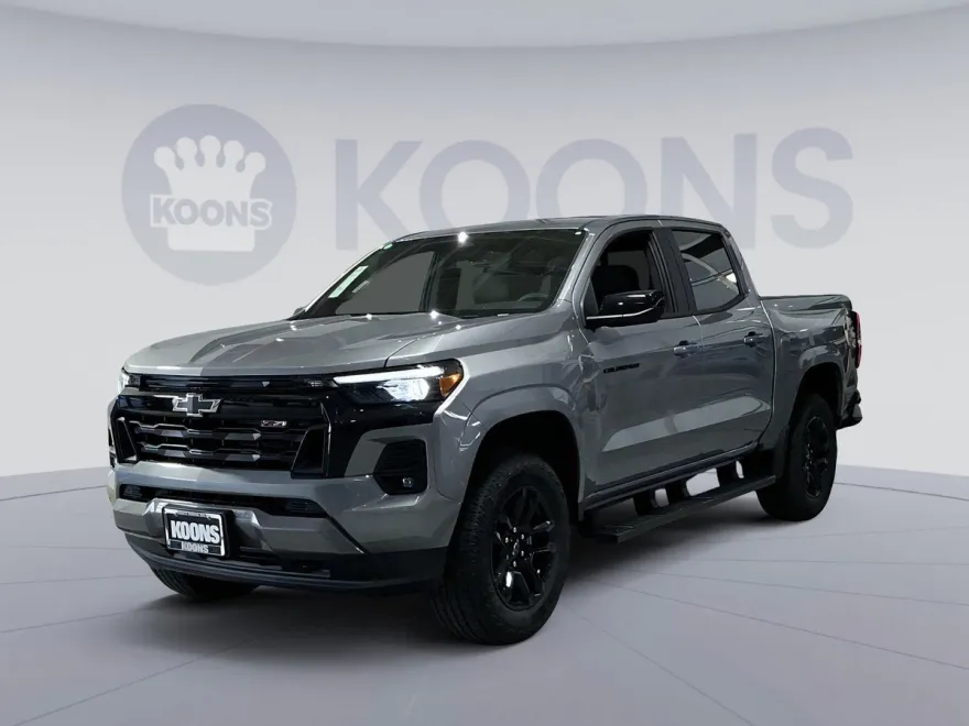 2025 Chevrolet Colorado Z71 photo 1