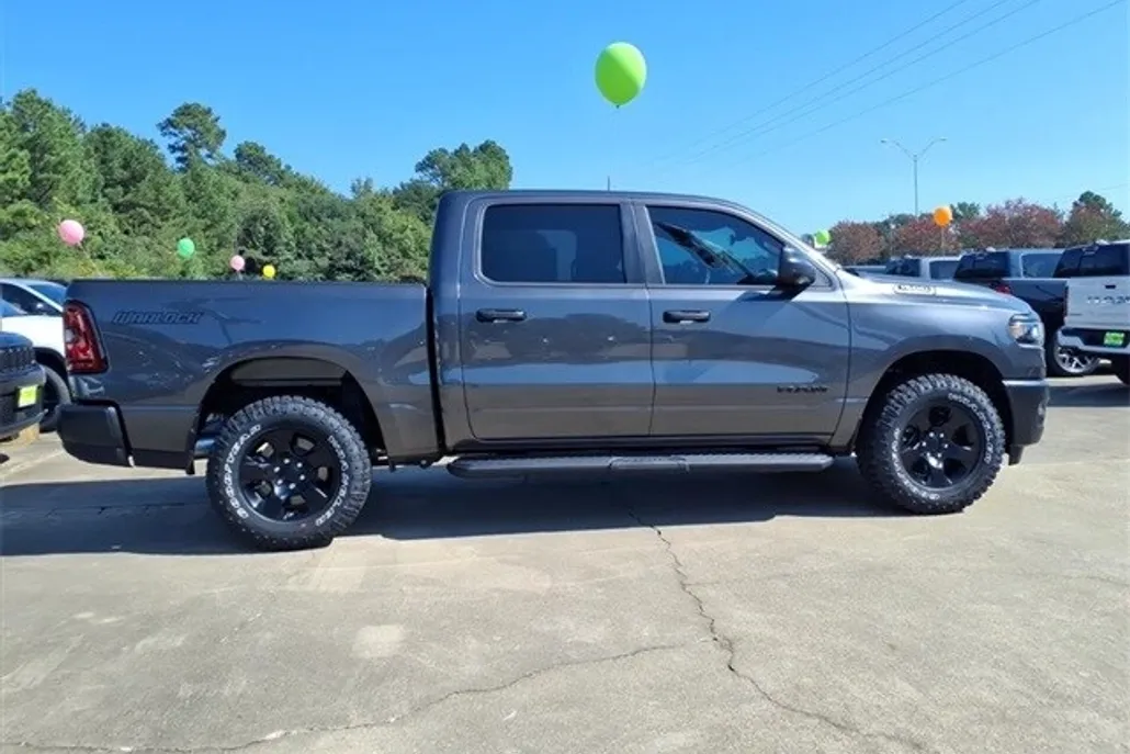 2025 Ram 1500 Warlock photo 1