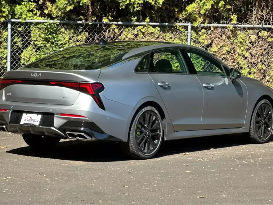2026 Kia K5 GT photo 1