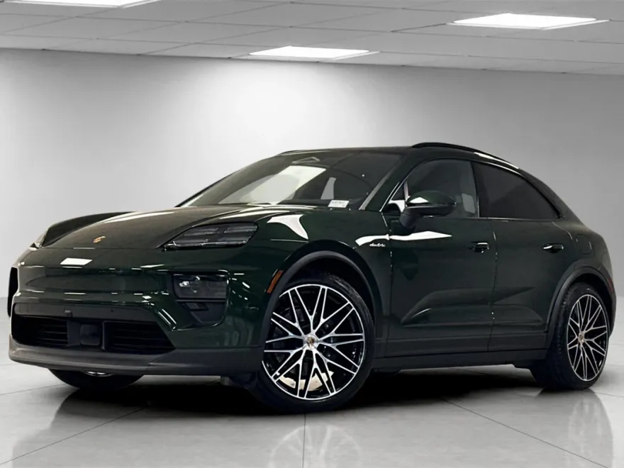 2025 Porsche Macan Electric photo 1