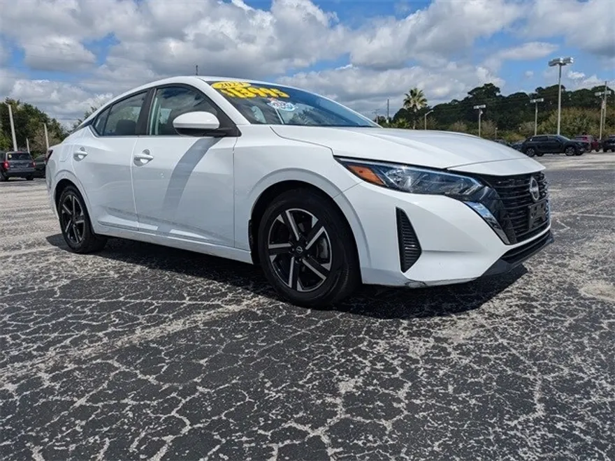 2024 Nissan Sentra SV photo 1
