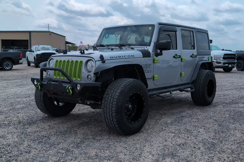 2017 Jeep Wrangler Unlimited Rubicon photo 1