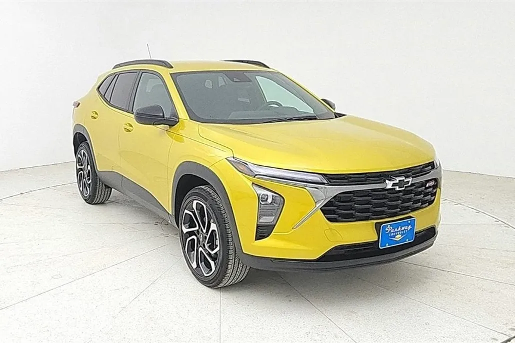 2025 Chevrolet Trax photo 1